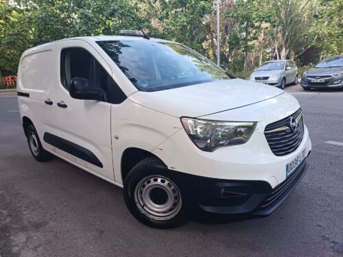 d1c4299c-f999-4749-a570-53c36c832cd3 OPEL COMBO 1.5TD Select LH1