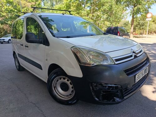 85403742-e65b-411c-95b0-3fb32bb11467 CITROËN BERLINGO MULTISPACE BlueHDi