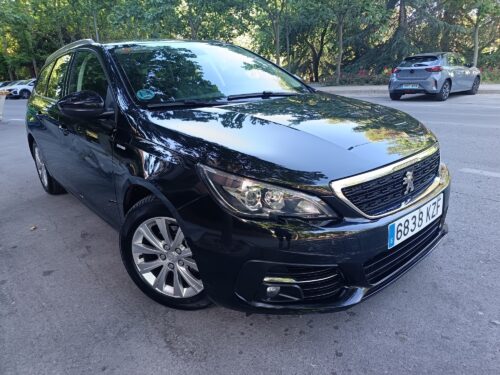 PEUGEOT 308 SW BlueHDi Style