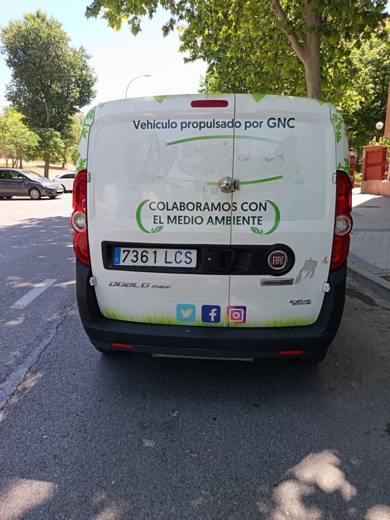 b7c1afcd-2389-4af0-bb83-8010d3cd14b4