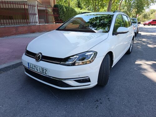 ff036876-33c8-4b73-9c6e-81e18db89eba VOLKSWAGEN GOLF Variant TSI